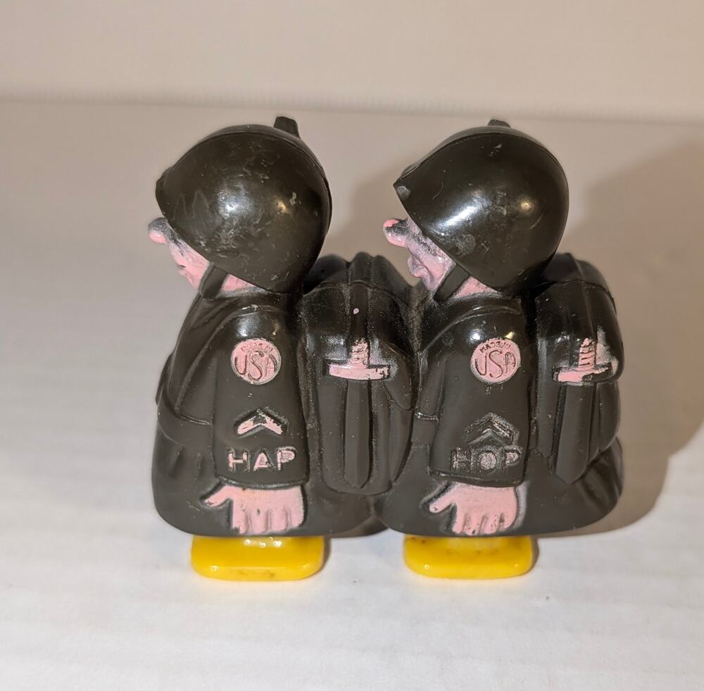 Vintage Marx HAP HOP Toy Walking Soldiers Ramp Walkers